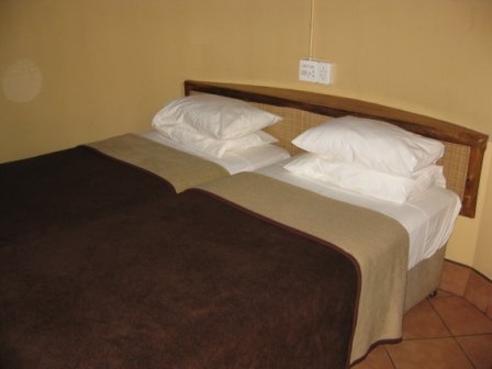 Comfy bed :)