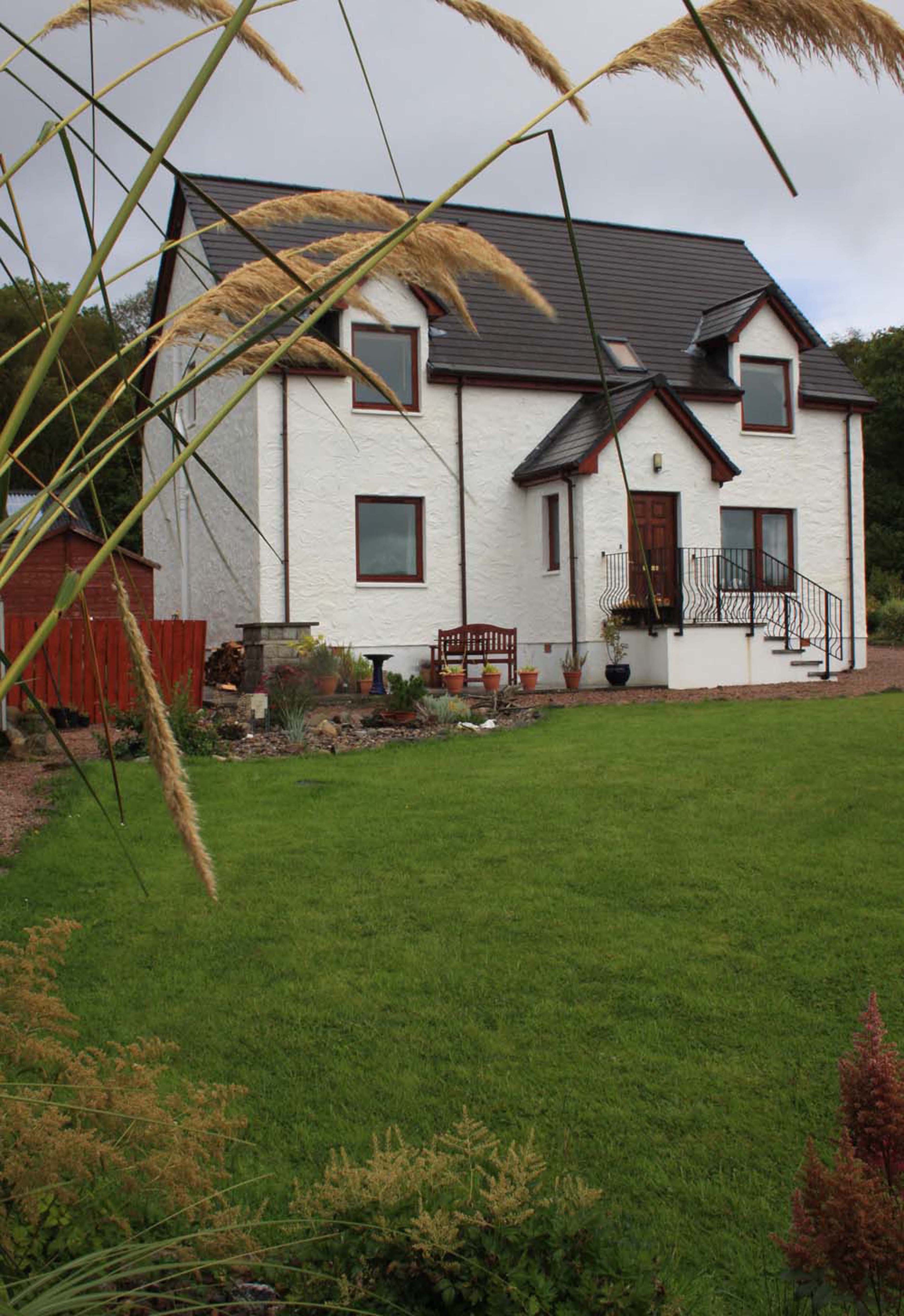 CRUACHAN B & B - B&B Reviews (Appin, Scotland)