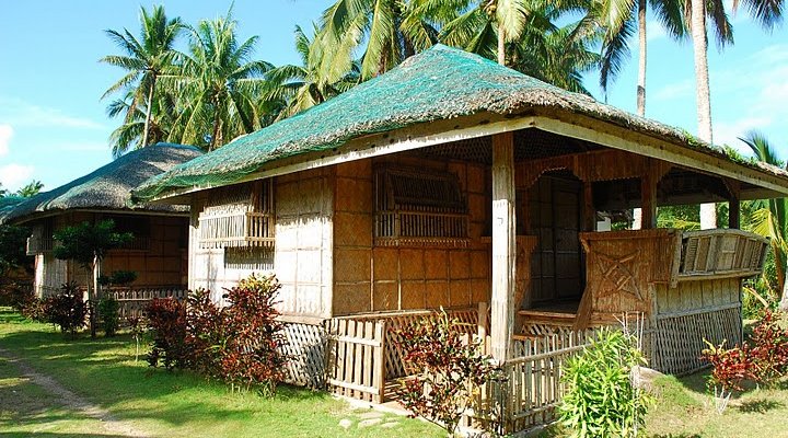 Our non-air conditioned kubo (hut)
