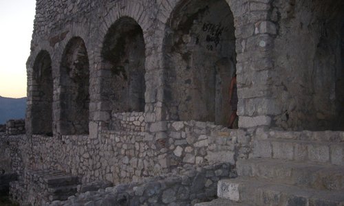 Parte frontale del tempio minore