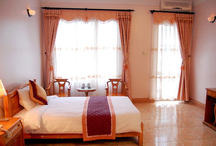 OYO 495 Entity Hotel, Hạ Long