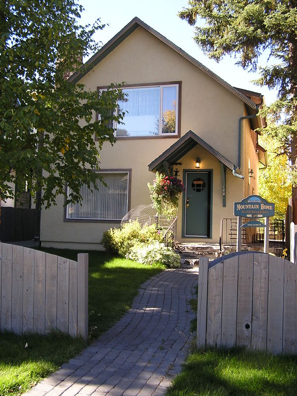 MOUNTAIN HOME BED AND BREAKFAST Desde $2,254 (Banff, Canadá ...