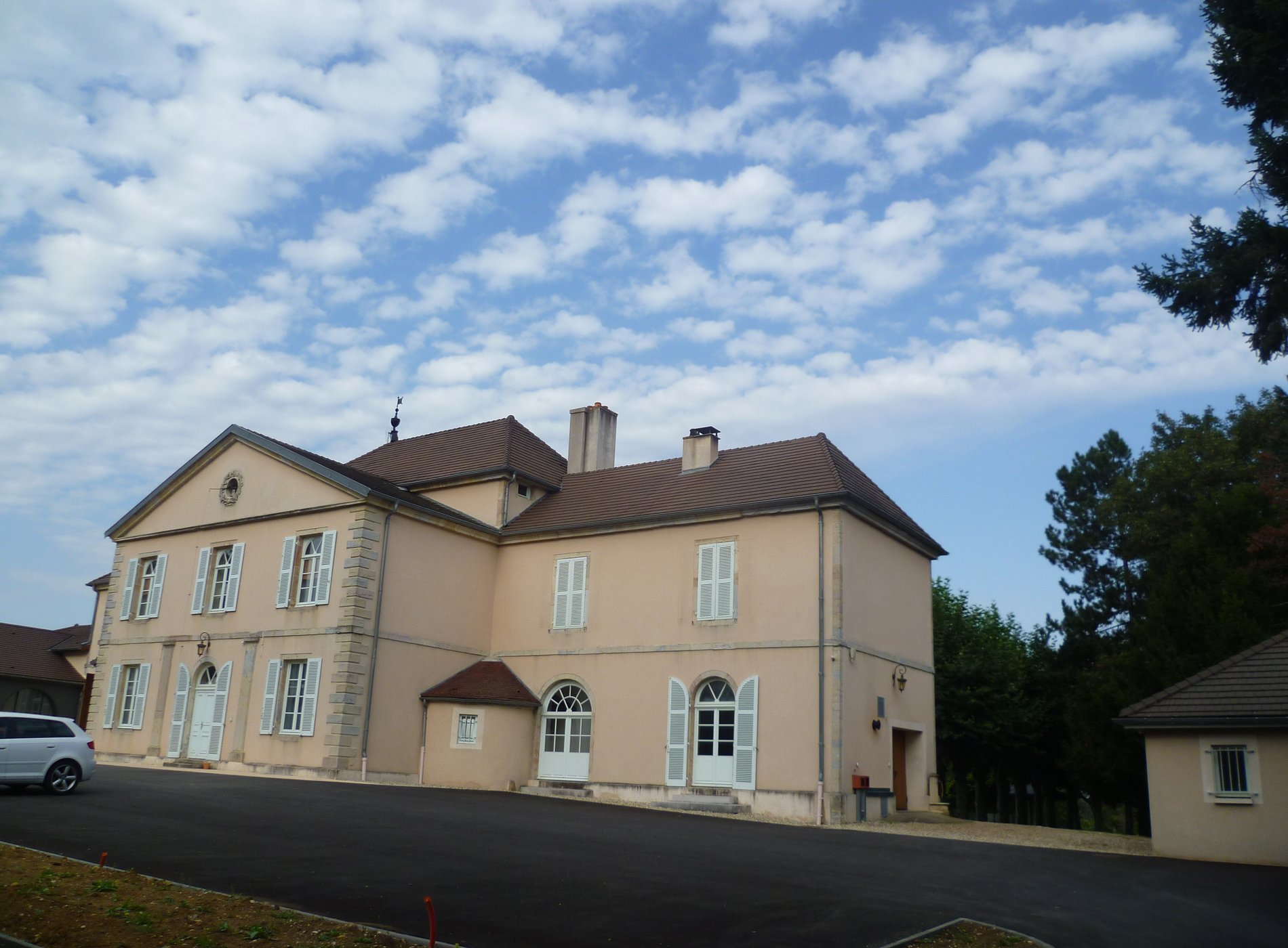 Château Mont Joly Hotel Restaurant Dole, Jura by null