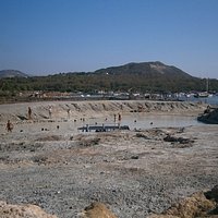 La pozza di fango caldo delle terme di vulcano
