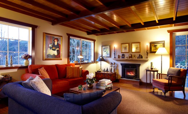 Guests' Lounge