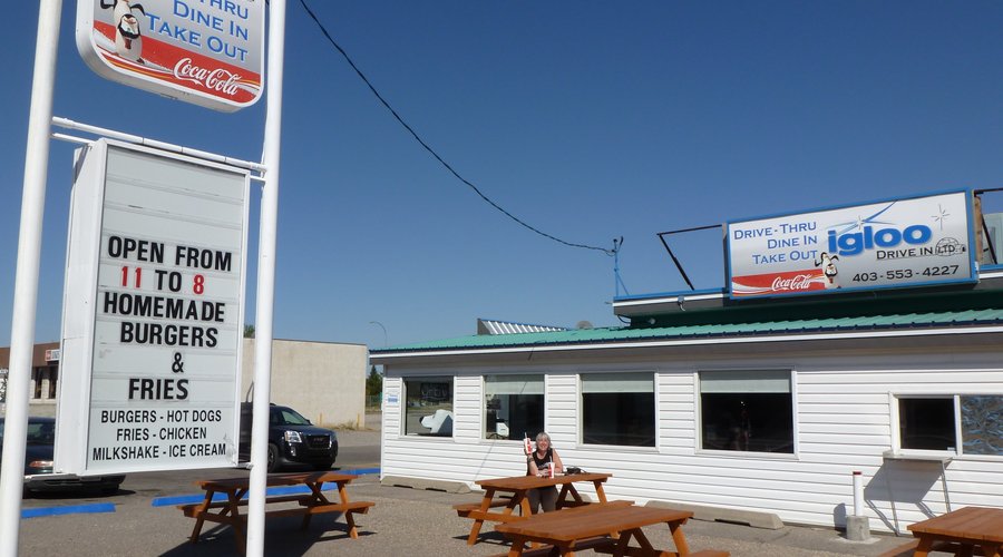 Igloo Drive-In Fort Macleod