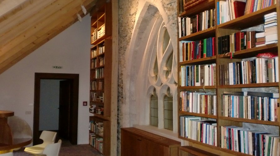 Die Bibliothek
