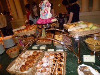 ビュッフェなので子供連れでも安心