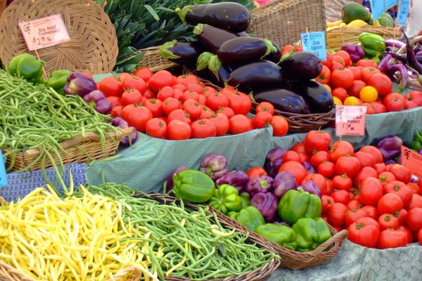 Fresh fruit, veges & groceries - DH Supermarket Manurewa