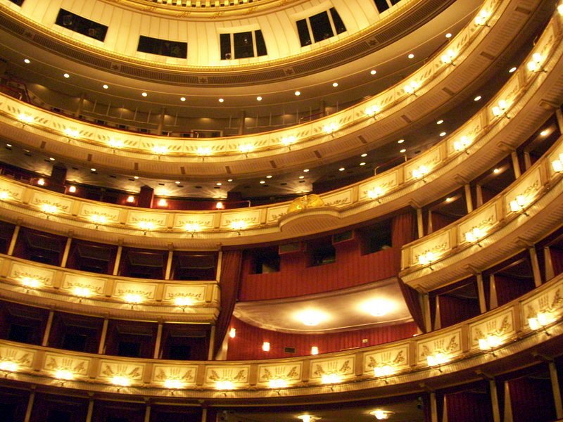 opera house tours vienna