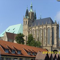 Dom