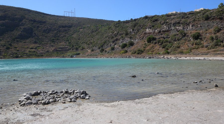 lago di venere a pantelleria
