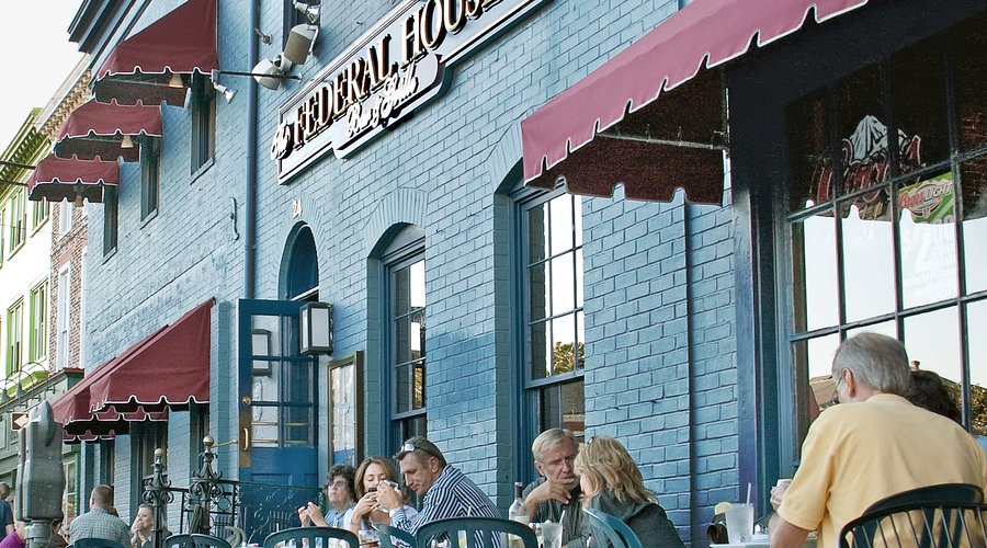 The Federal House Bar & Grille