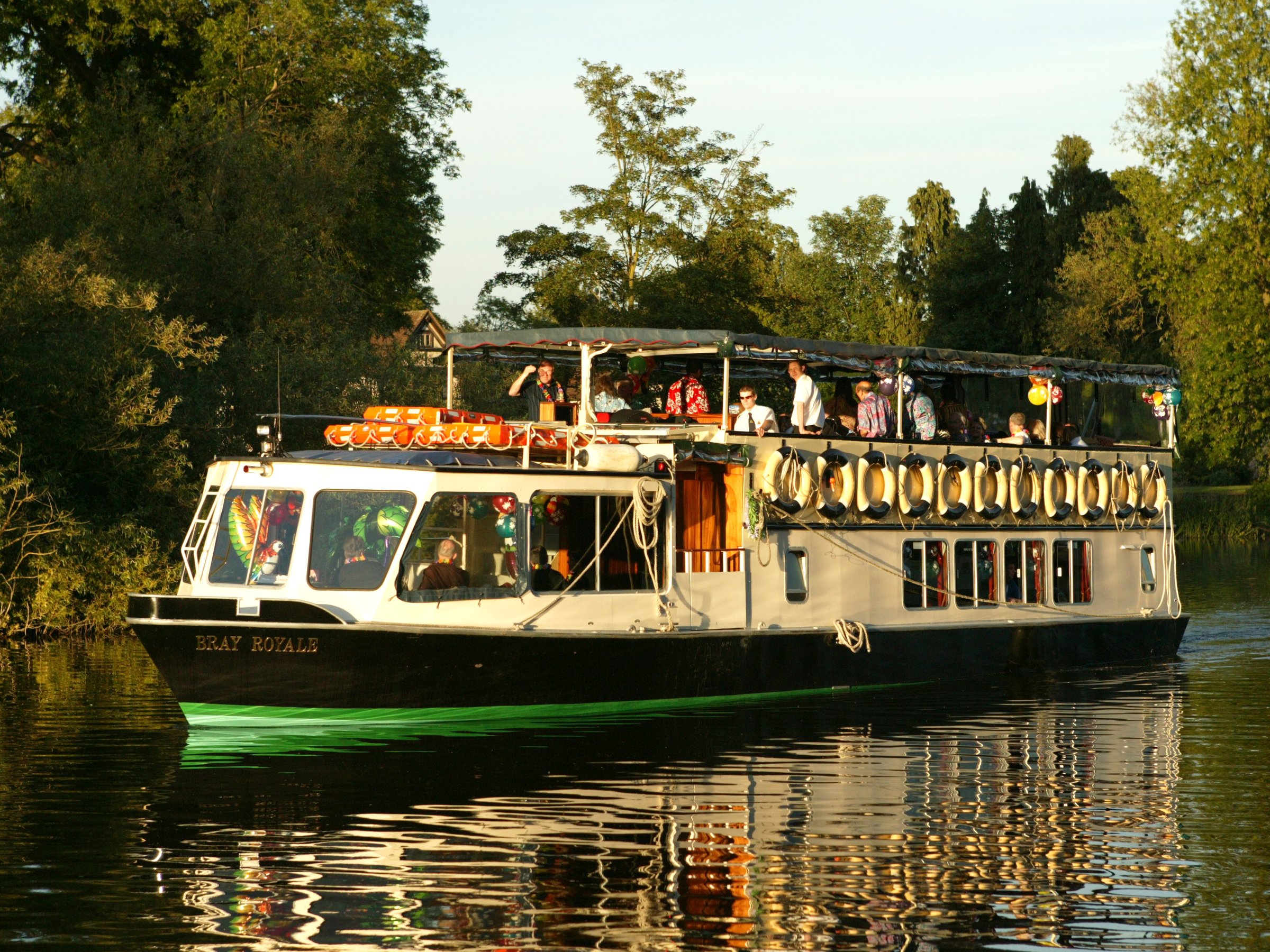 FRENCH BROTHERS RIVERBOATS ON THE THAMES (Windsor) - All You Need to ...