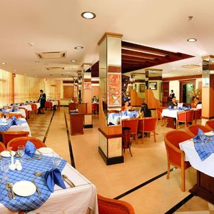 Regant Lake Palace Hotel