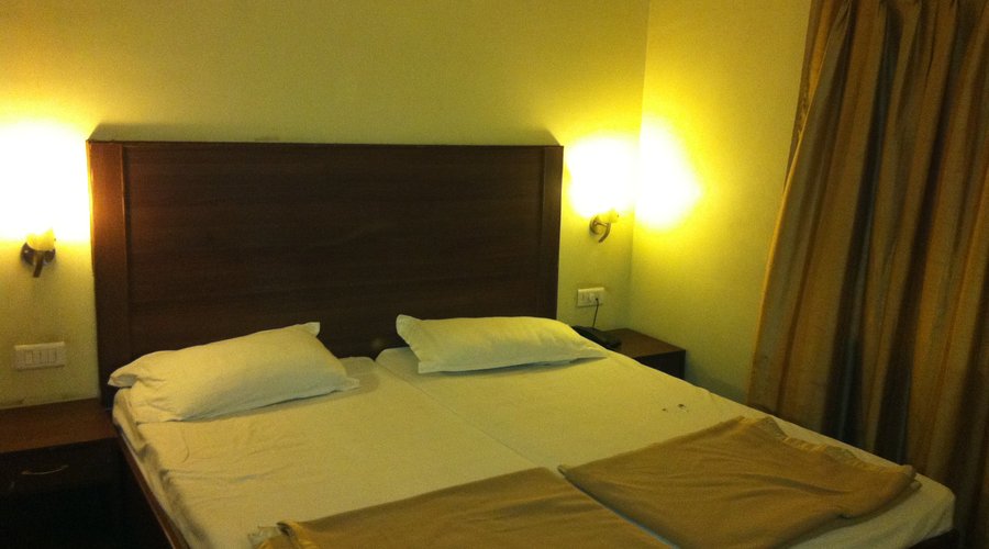 Nar Indra Hotel