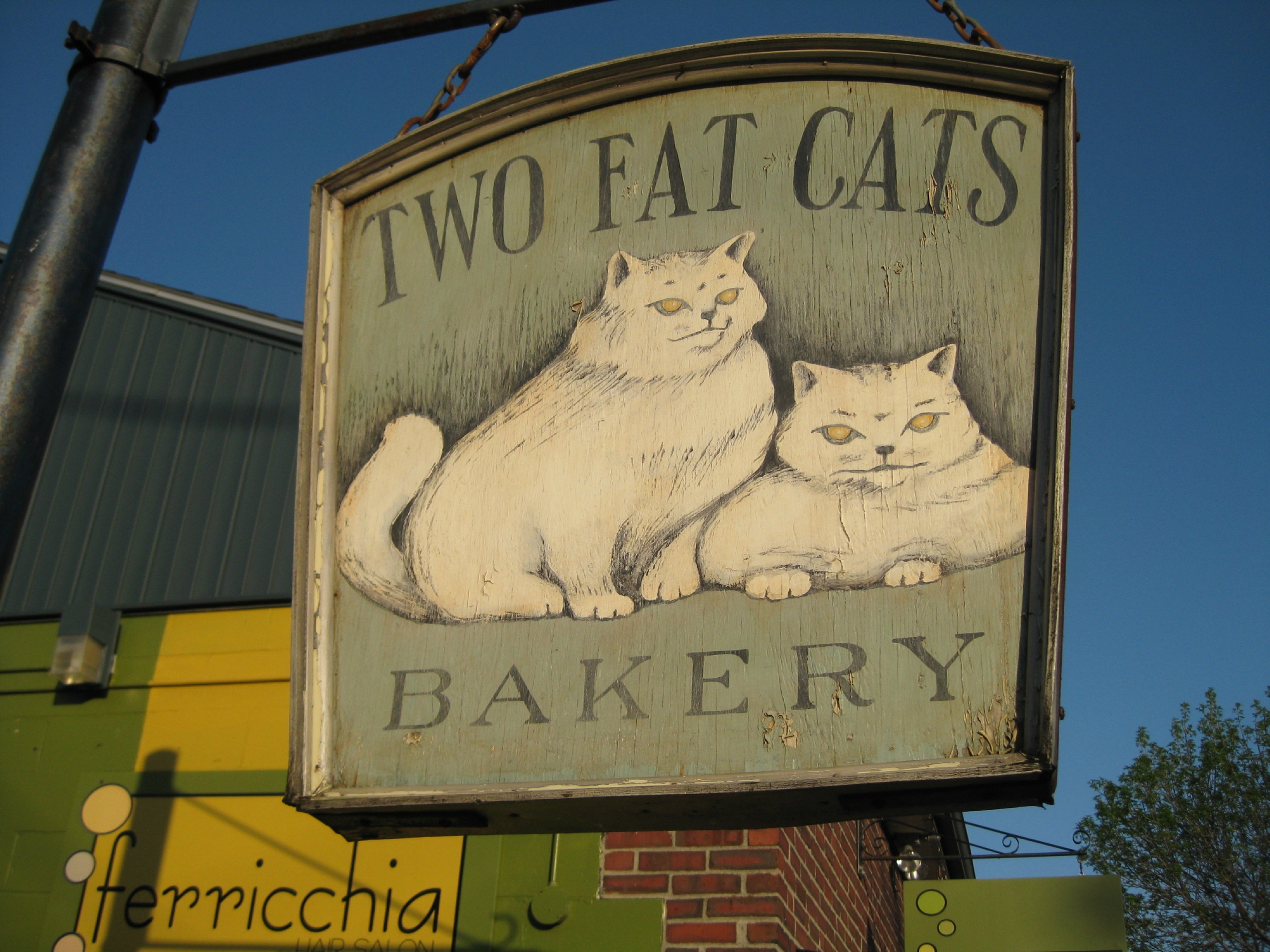 Bakery for cats near me best sale