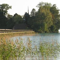 Schloss Litzlberg (Privatbesitz) liegt auf einer 6.000 m2 großen Insel