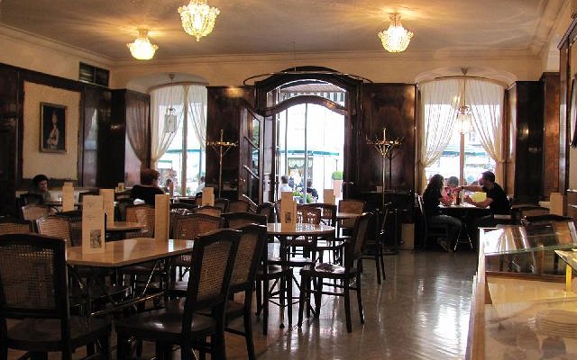 CAFE TOMASELLI, Salzburg - 2025 Reviews & Information