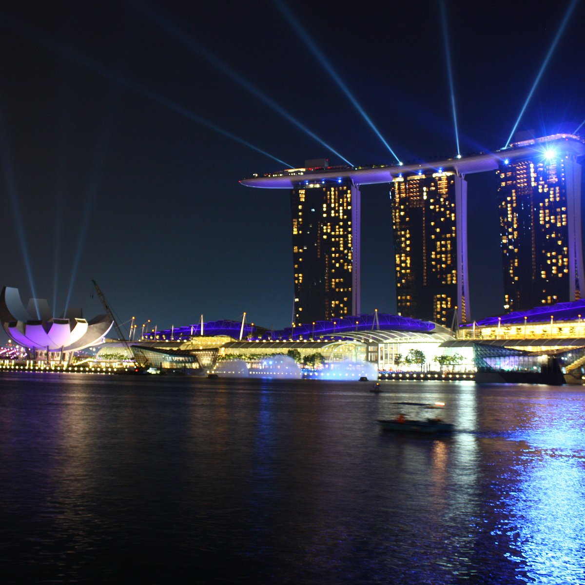 Spectra - A Light Water Show (Singapore) - All You Need to Know BEFORE You Go