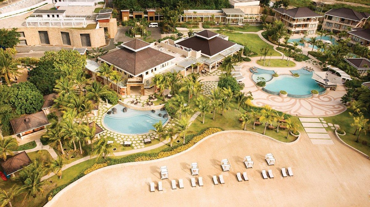 ‪Misibis Bay Resort‬، فندق في لوزون