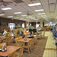Lot's of seating for small or large groups