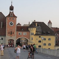 Porta di ingresso alla città dal Ponte Medievale