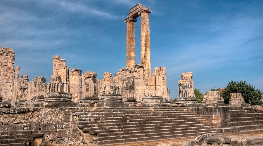Rions of the Temple to Apollo at Didymaion