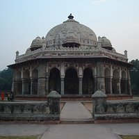 IK Tomb