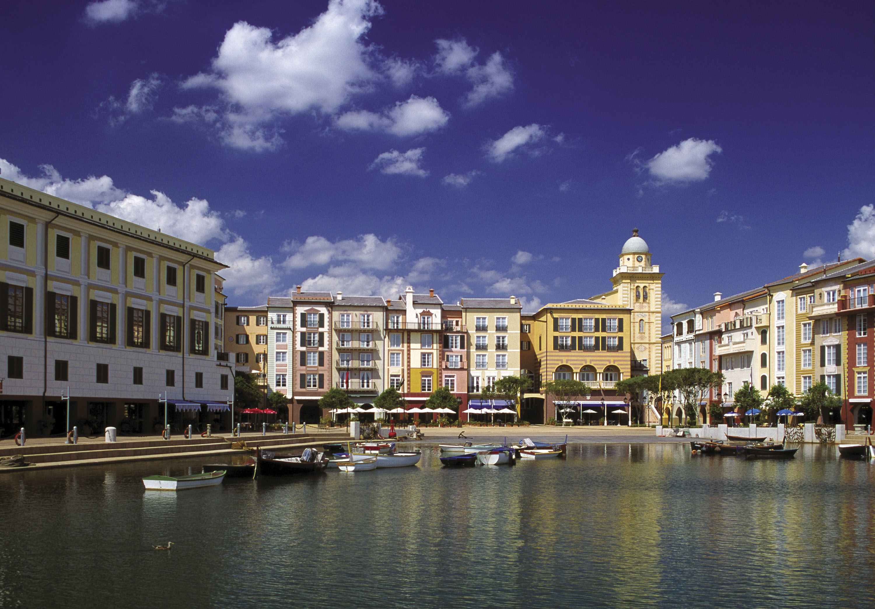 Hotel photo 25 of Loews Portofino Bay Hotel.