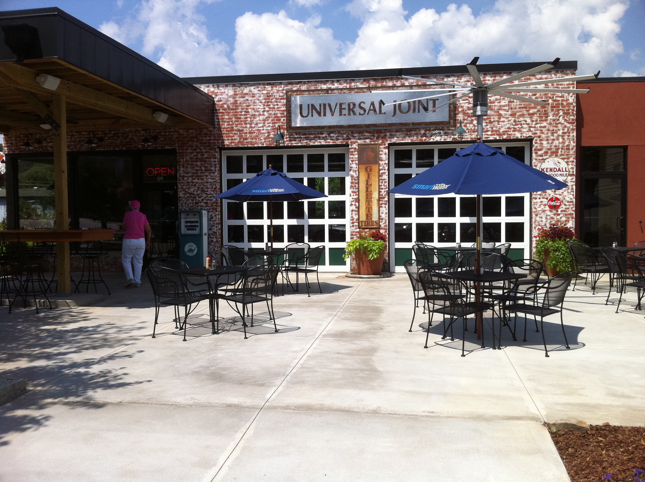 UNIVERSAL JOINT Clayton Restaurant Reviews Phone Number Photos Tripadvisor