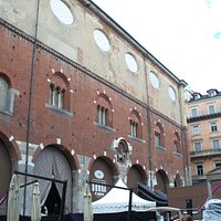 Palazzo della Ragione dalla piazza Mercanti