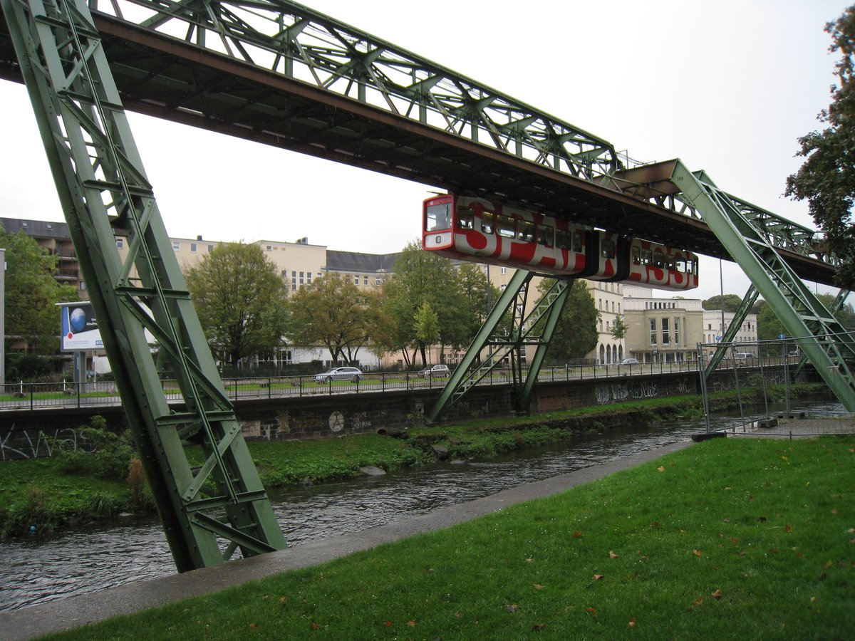 Wuppertaler Schwebebahn, Вупперталь: лучшие советы перед посещением -  Tripadvisor