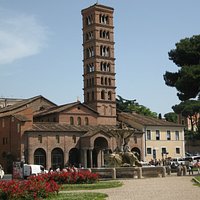Santa Maria in Cosmedine dal Foro Boario