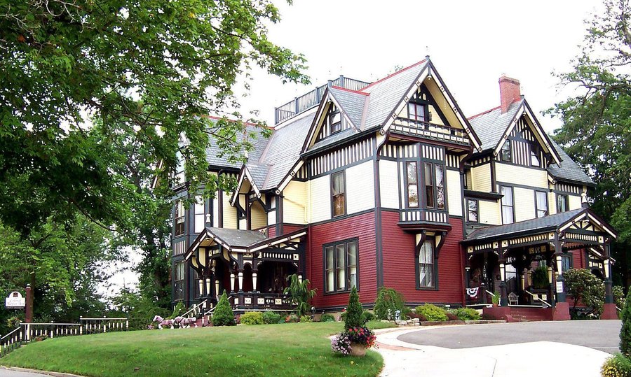 Colonel Taylor Inn Bed and Breakfast