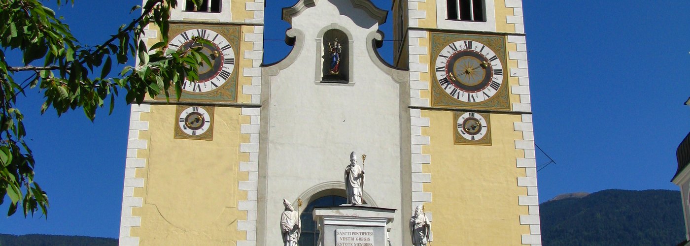 Der Dom ist das Wahrzeichen der Stadt Brixen.