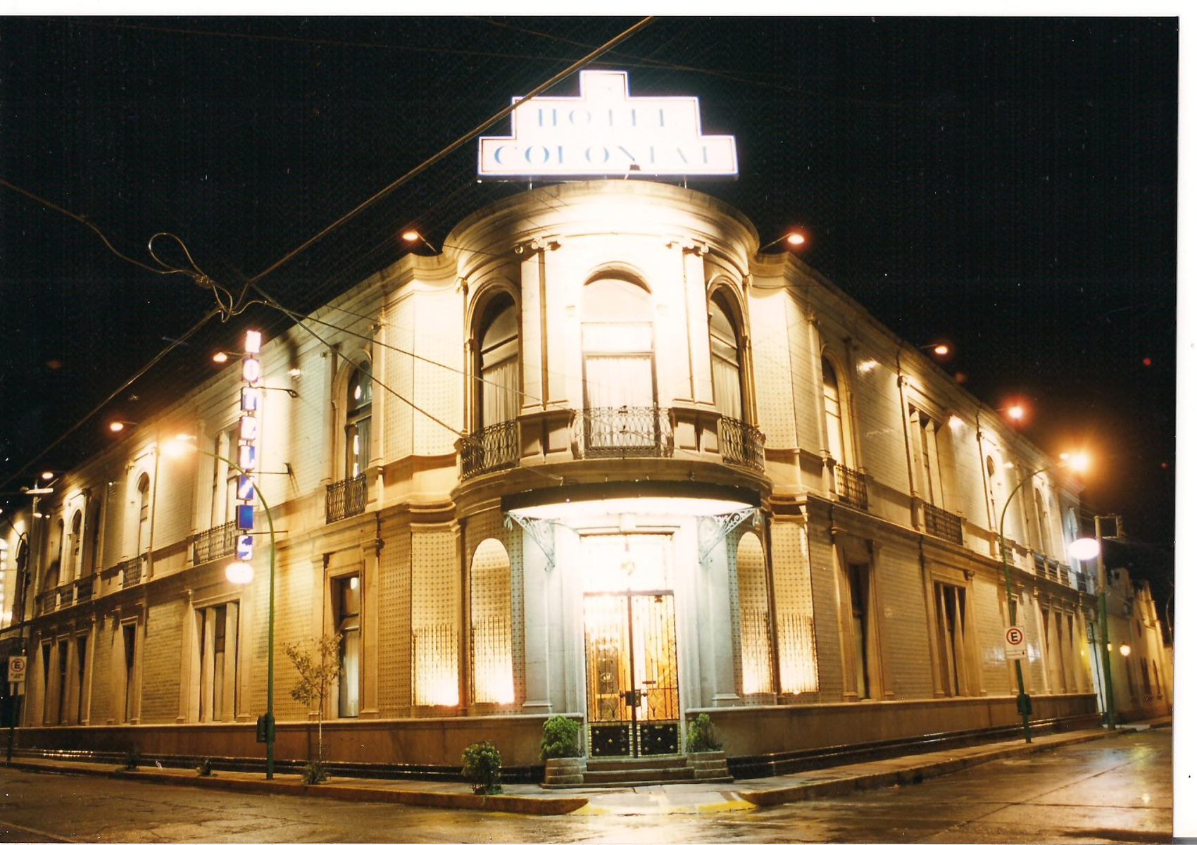 Hotel Colonial image