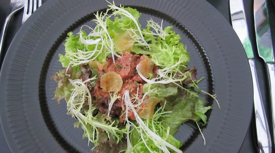 Beef tatar, Danish veal