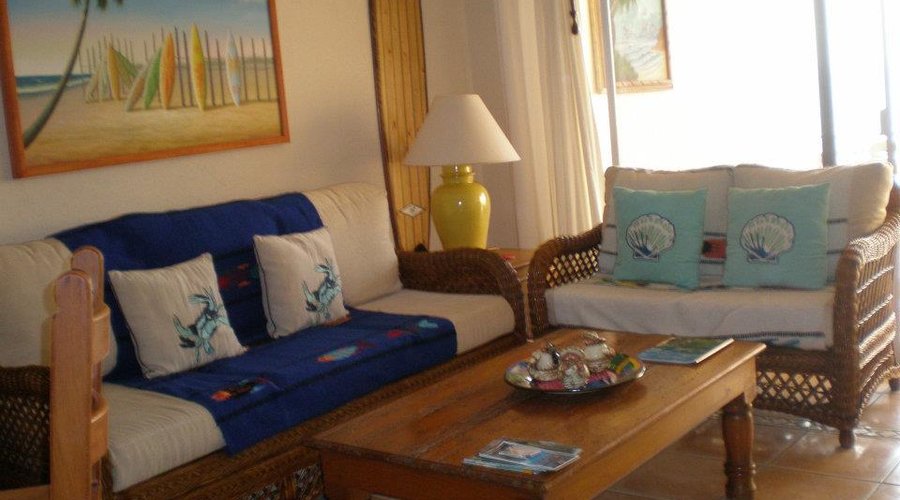 Living area - loved all the surf art!