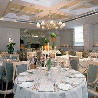 Restaurant room