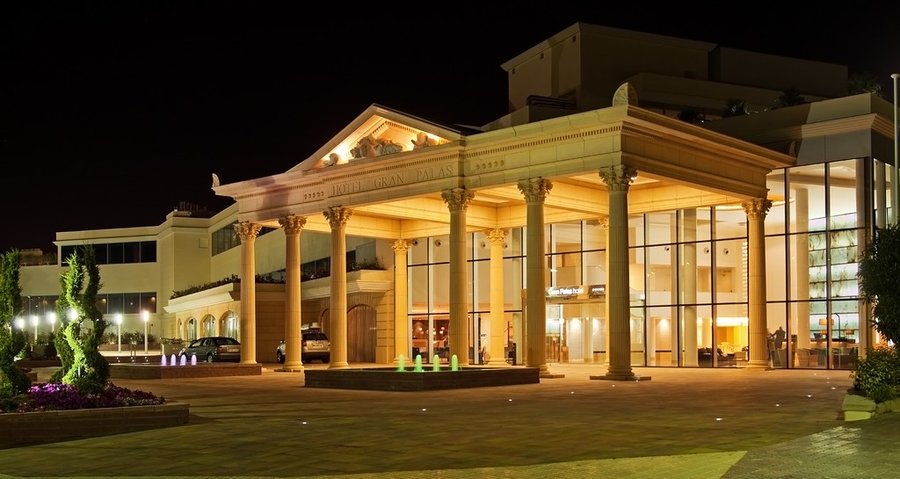 Entrada Gran Palas hotel 5*