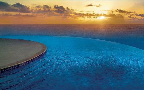 The Infiniti Pool