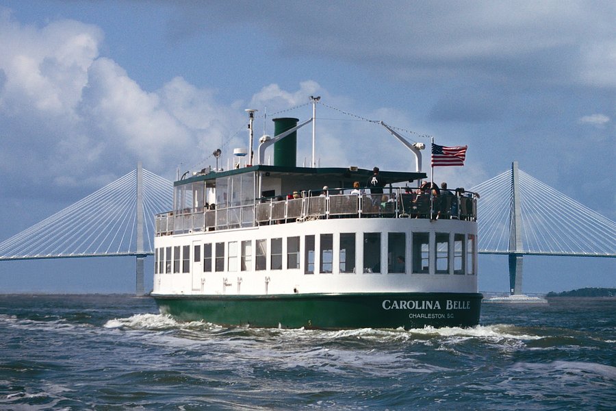 boat tour in charleston sc