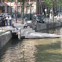 Winkel mit Treppe zur Gracht