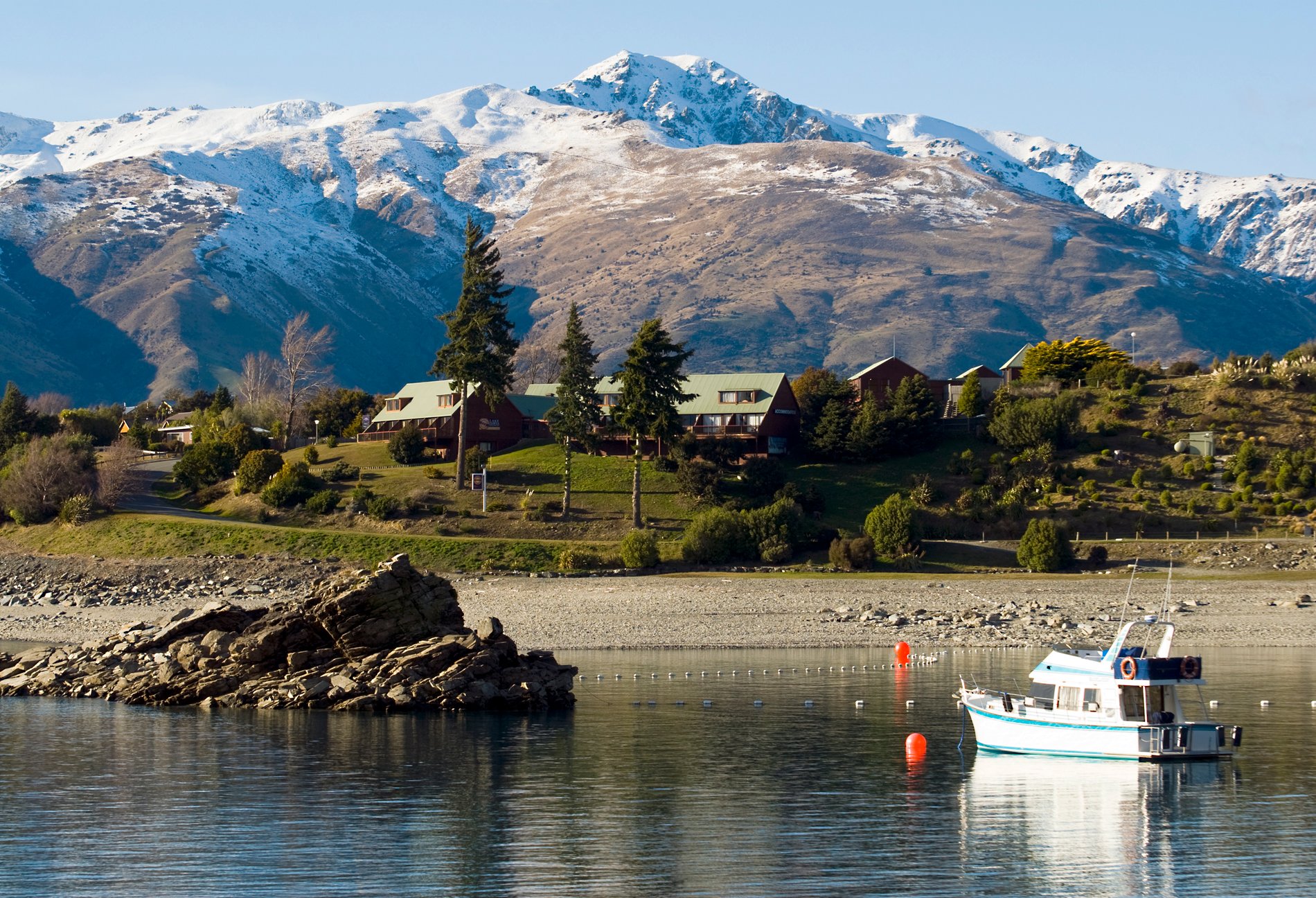 Hawea Hotel, Eatery & Bar by null