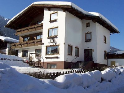 Hotel photo 6 of The Apsley Ski Lodge.