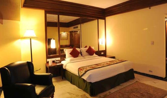 HOTEL GREWALZ (AU$79): 2022 Prices & Reviews (Ludhiana, India) - Photos ...