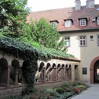 next to the Neumünster church