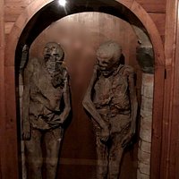Il Cimitero delle Mummie nella Chiesa dei Morti