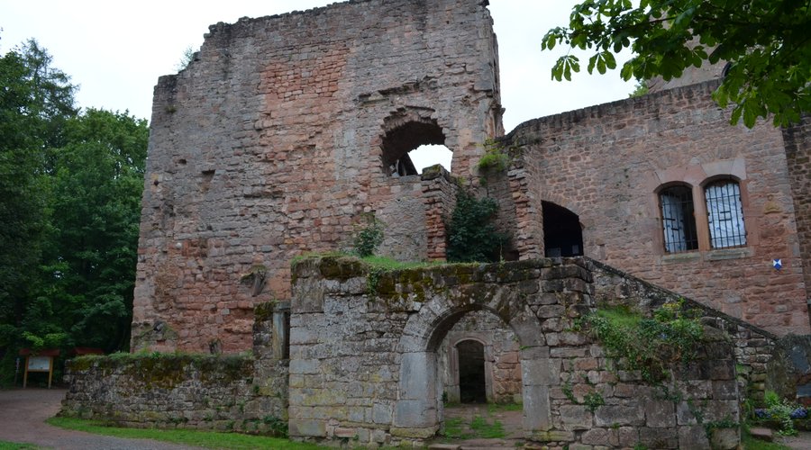 Burg Nanstien